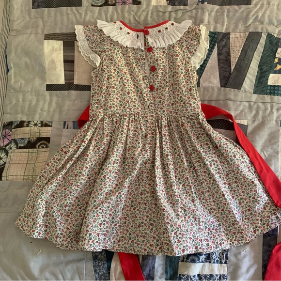 Most beautiful smocked dress - Picture 4 of 6